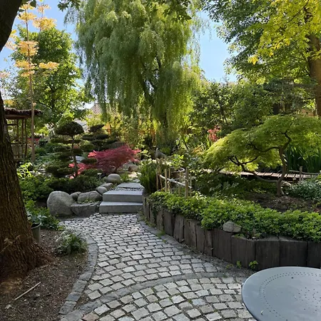Le Jardin De La Tuilerie Alsace Pensionat